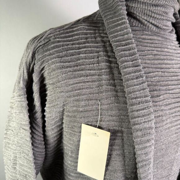 Saks Fifth Avenue NWT VINTAGE Folio Collection Merino Wool Blend Sweater Set - Picture 3 of 15